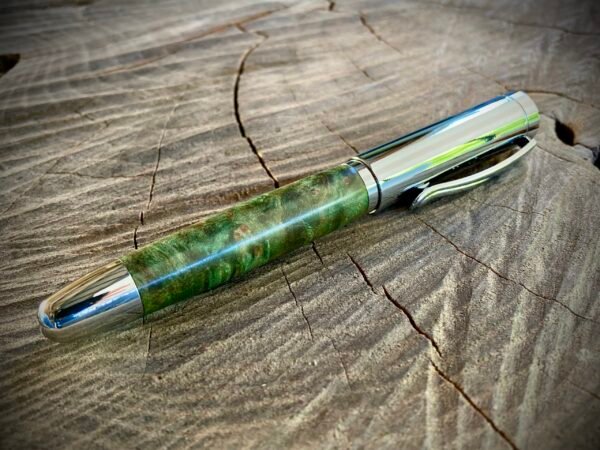 Green Burl Jowo Fountain Pen