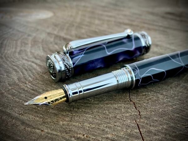 Shimmering Black Fountain Pen