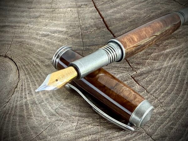English Walnut Fountain Pen
