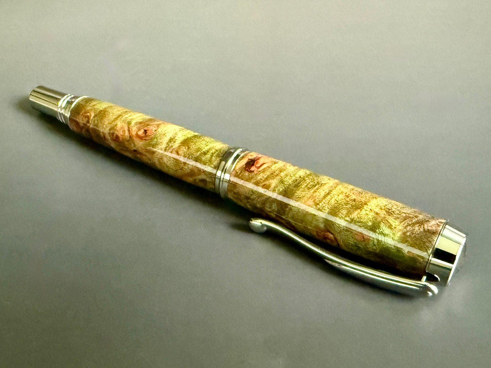 Moss Green Burl Fountain Pen (JoWo)